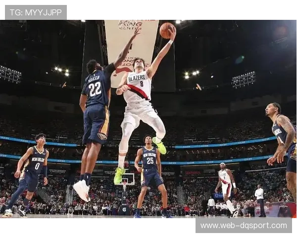 阿夫迪亚空接助攻夏普暴扣，开拓者虽败犹荣